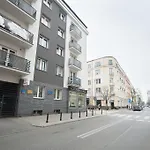 Klimatyczna Kawalerka W Centrum Warszawy